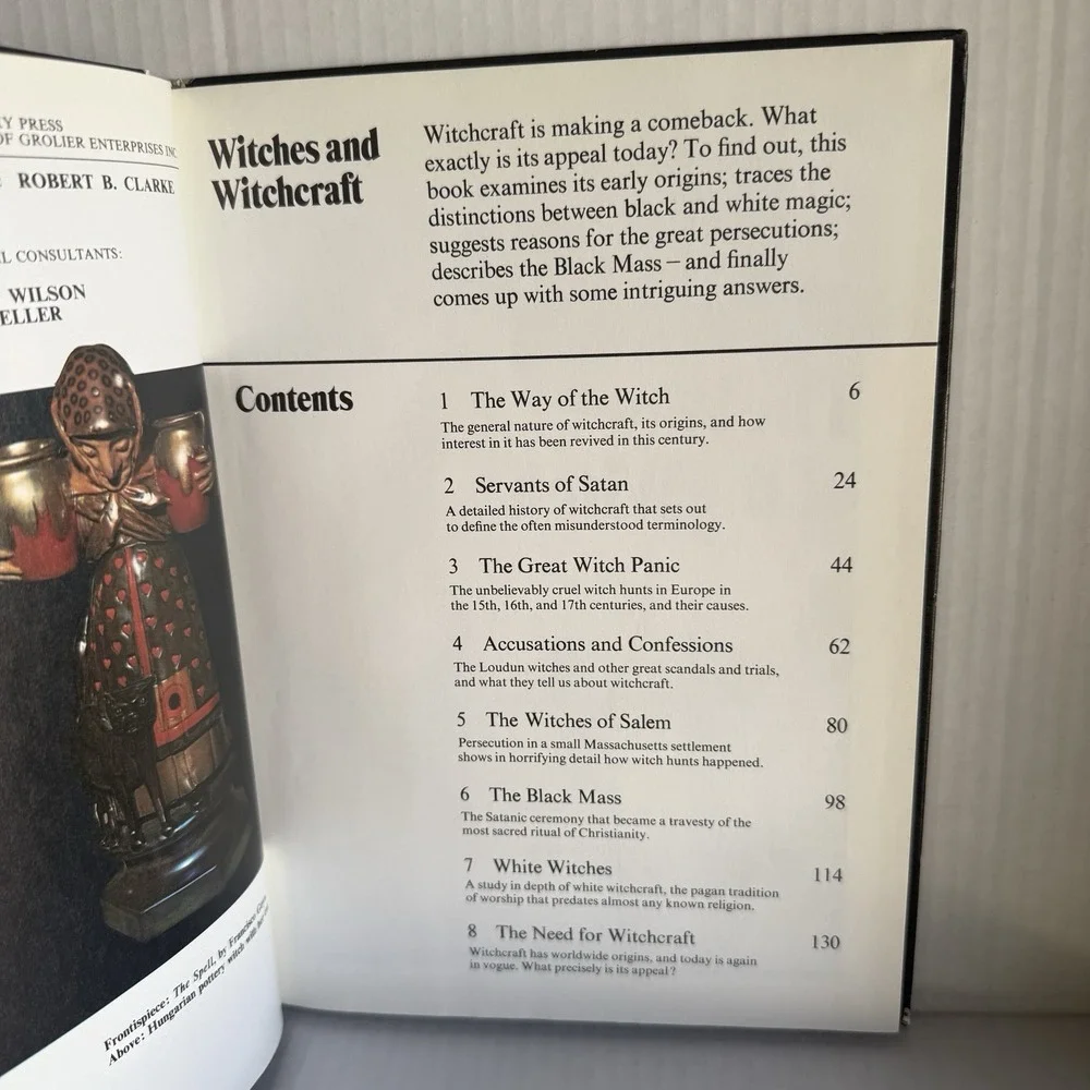 Vintage 1976 The Supernatural Series Witches & Witchcraft Hardcover‎ Book